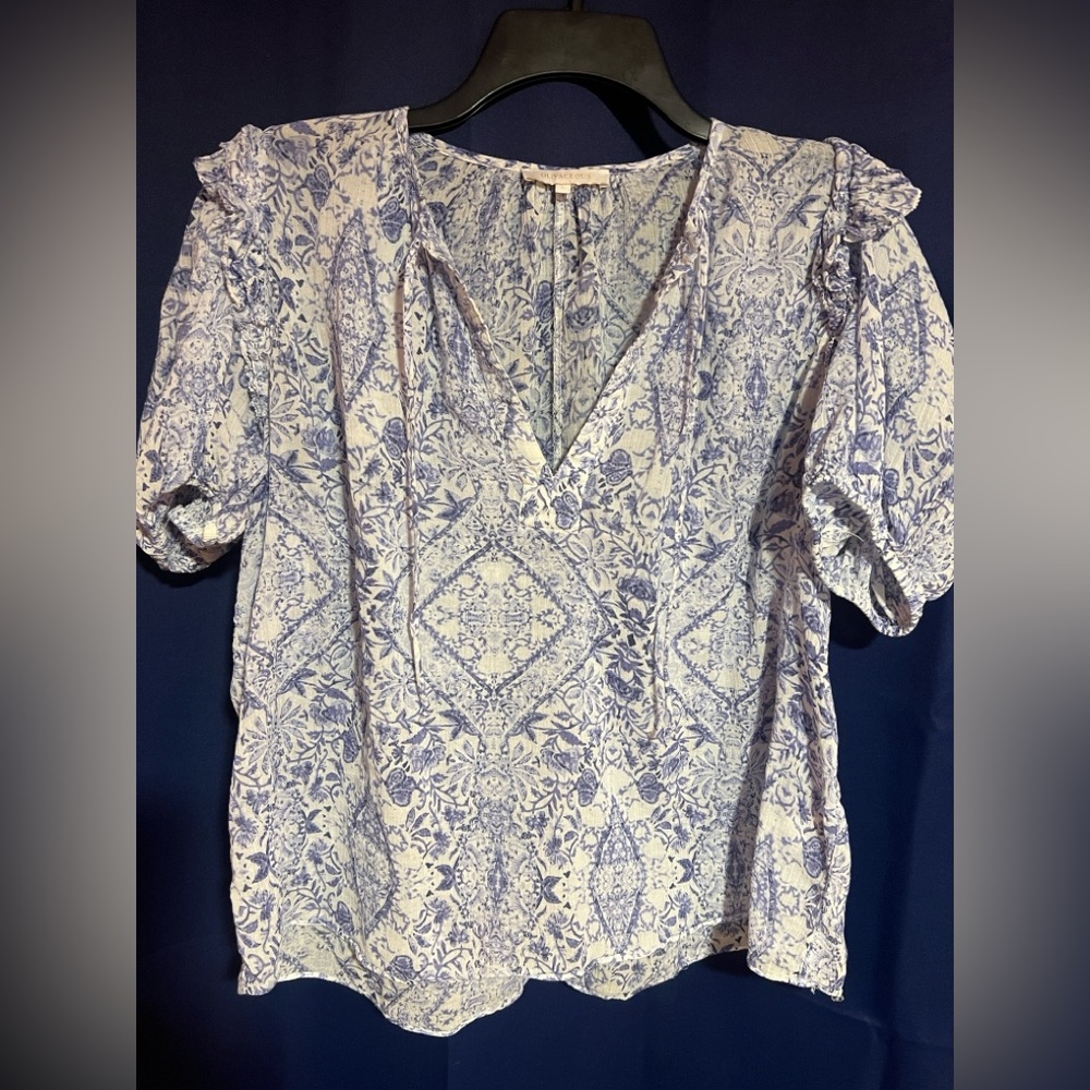 Floral Blue and White Women's Top